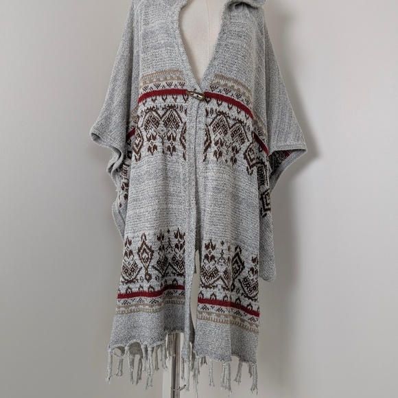 Fringe Knit Poncho Cape Hoodie Hooded Button Down open Front Abstract - Picture 9 of 11